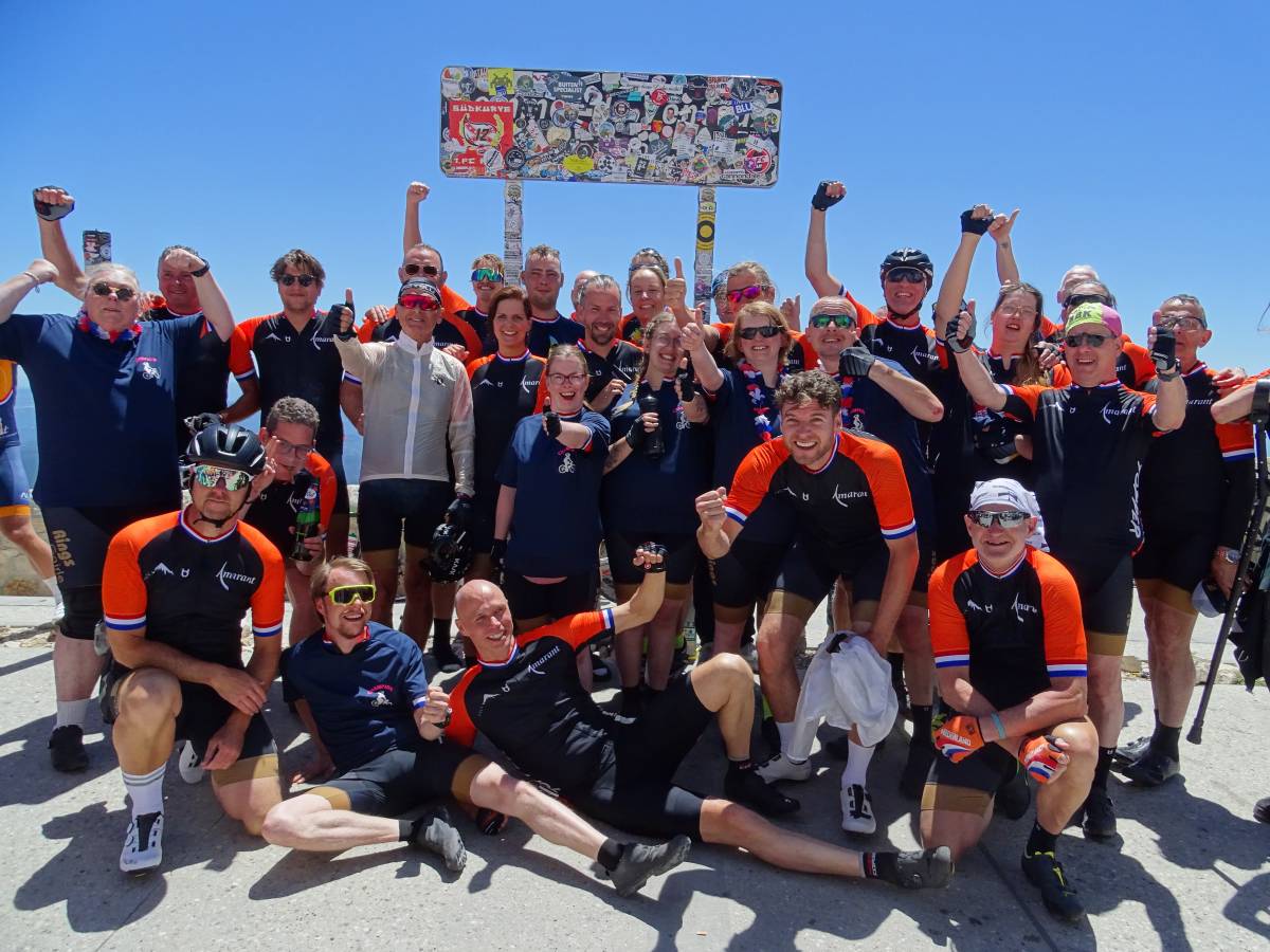 Team Mont Ventoux Amarant 2024